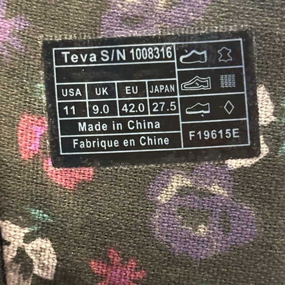 Teva Foxy Mid Boots Woman’s Size 11 - Picture 8 of 8